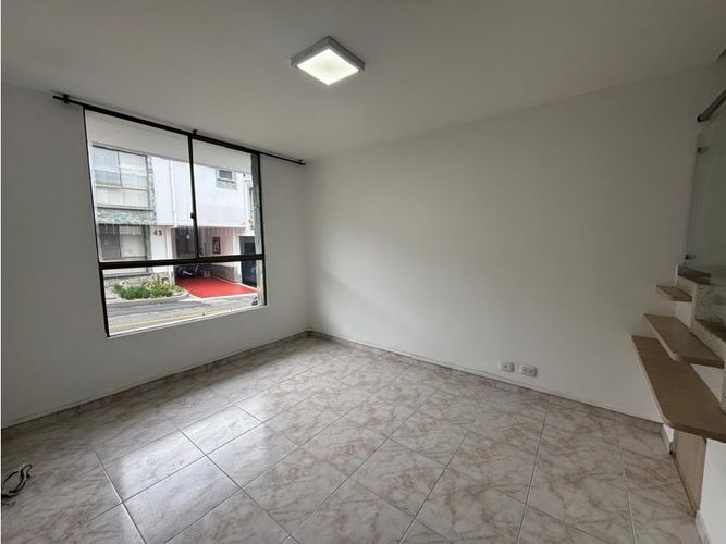 Casa en venta en La Suiza, Armenia, 144 m² · foto 2 de 24