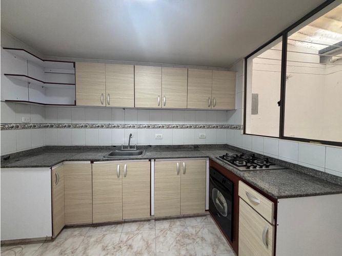 Casa en venta en La Suiza, Armenia, 144 m² · foto 8 de 24