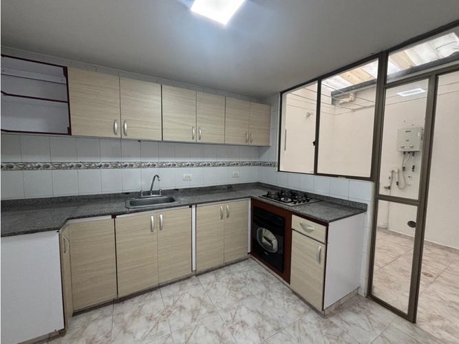 Casa en venta en La Suiza, Armenia, 144 m² · foto 9 de 24