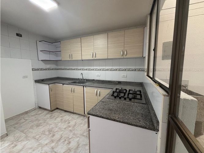 Casa en venta en La Suiza, Armenia, 144 m² · foto 11 de 24