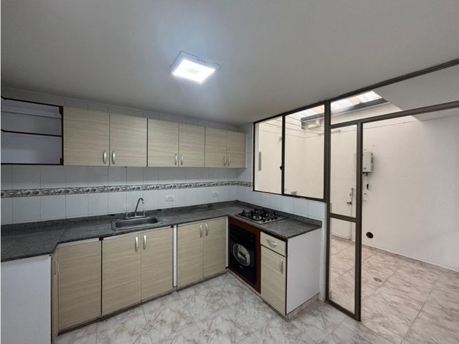 Casa en venta en La Suiza, Armenia, 144 m² · foto 13 de 24