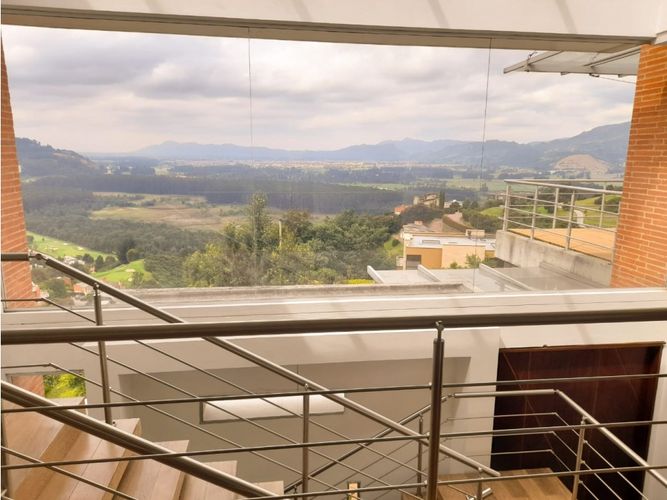 Casa de 4 alcobas en venta en Aposentos, Sopó, 550 m² · foto 10 de 18