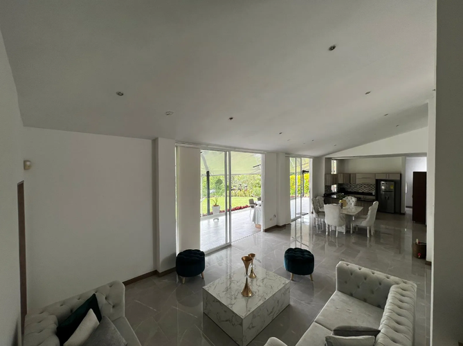 Casa de 4 alcobas en venta en Armenia · foto 4 de 20