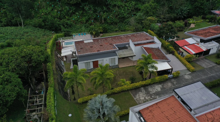 Casa de 4 alcobas en venta en Armenia · foto 19 de 20