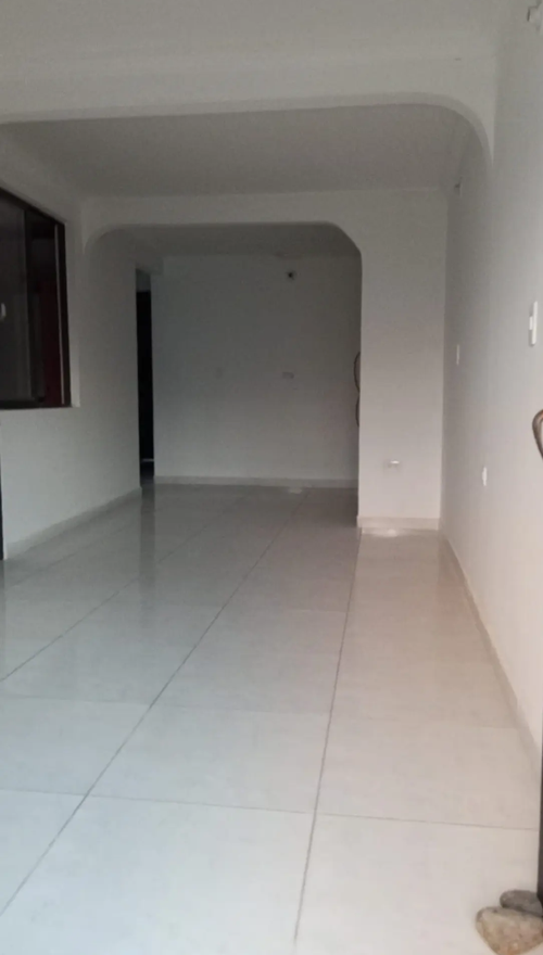 Casa de 6 alcobas en venta en Los Quindos, Armenia, 124 m² · foto 5 de 11