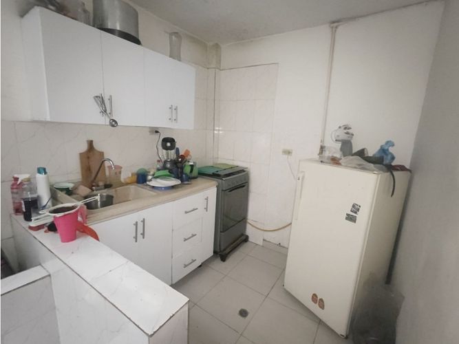 Casa de 7 alcobas en venta en La Laguna Fontibon, Bogotá, 216 m² · foto 5 de 24