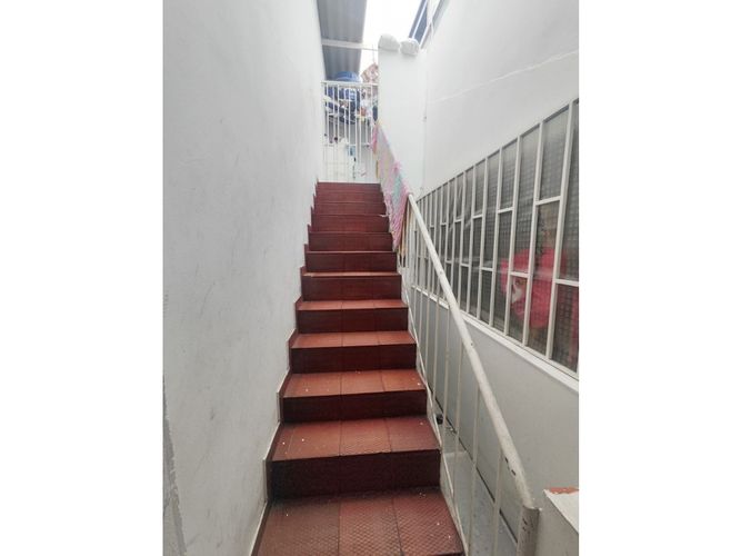 Casa de 7 alcobas en venta en La Laguna Fontibon, Bogotá, 216 m² · foto 16 de 24