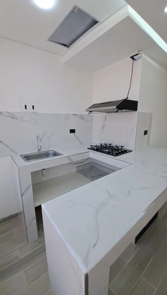 Casa en venta en Potreritos, Bogotá · foto 8 de 24