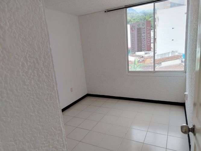 Apartamento de 3 alcobas en venta en La Floresta, Bucaramanga, 84 m² · foto 9 de 24