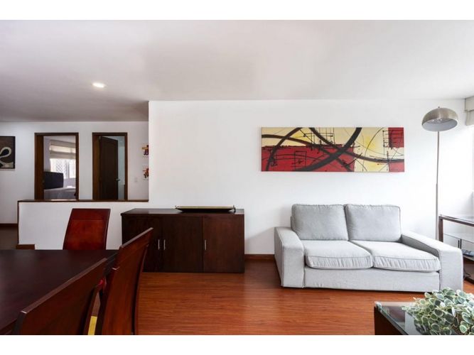 Apartamento de 3 alcobas en venta en Chico Norte, Bogotá, 135 m² · foto 4 de 24