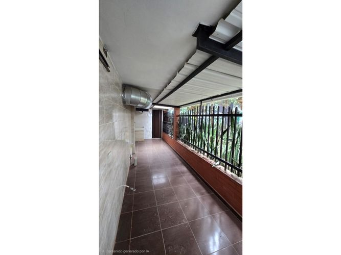 Local en arriendo en La Esmeralda, Itagüí, 30 m² · foto 4 de 5