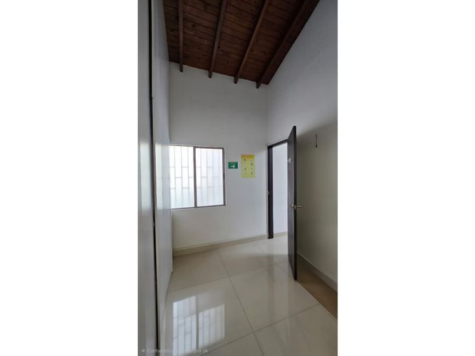 Local en arriendo en San Bernardo, Medellín, 25 m² · foto 3 de 5