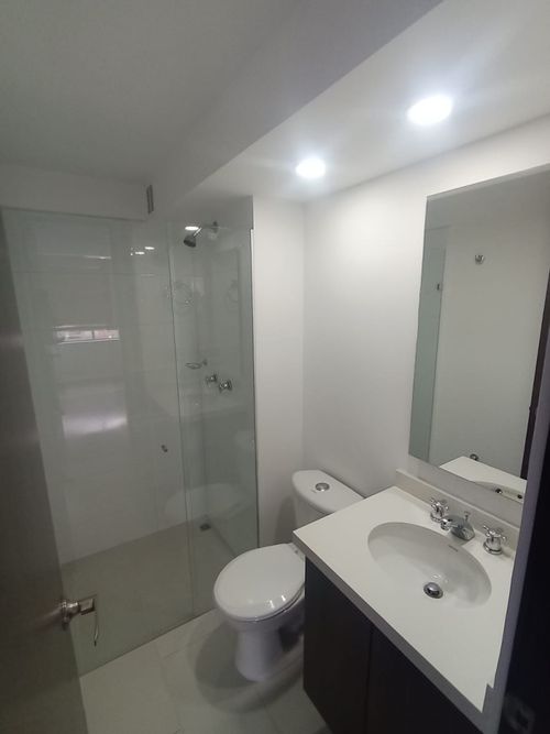 Apartamento de 2 alcobas en arriendo en Altavista Central, Medellín, 60 m² · foto 7 de 14
