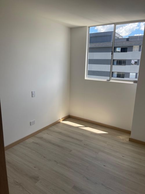 Apartamento de 2 alcobas en arriendo en Altavista Central, Medellín, 60 m² · foto 10 de 14