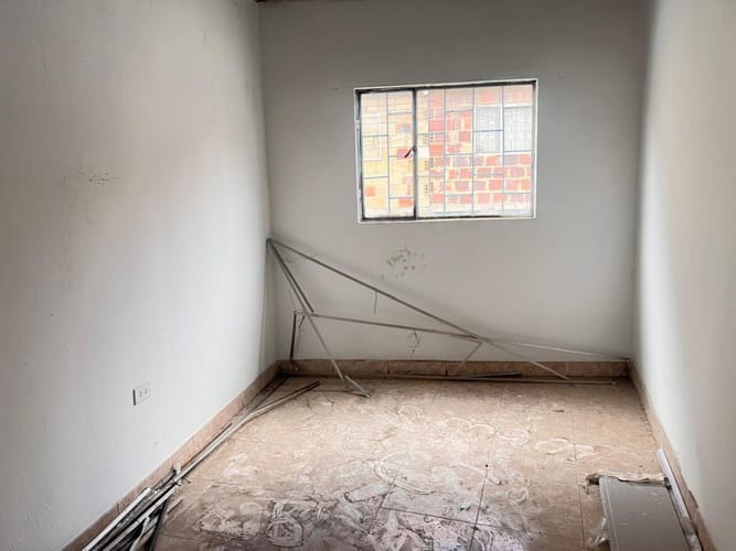 Casa de 9 alcobas en venta en Granjas San Pablo, Bogotá, 300 m² · foto 8 de 24