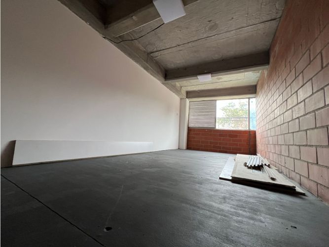 Local en arriendo en Ditaires, Itagüí, 44 m² · foto 2 de 4