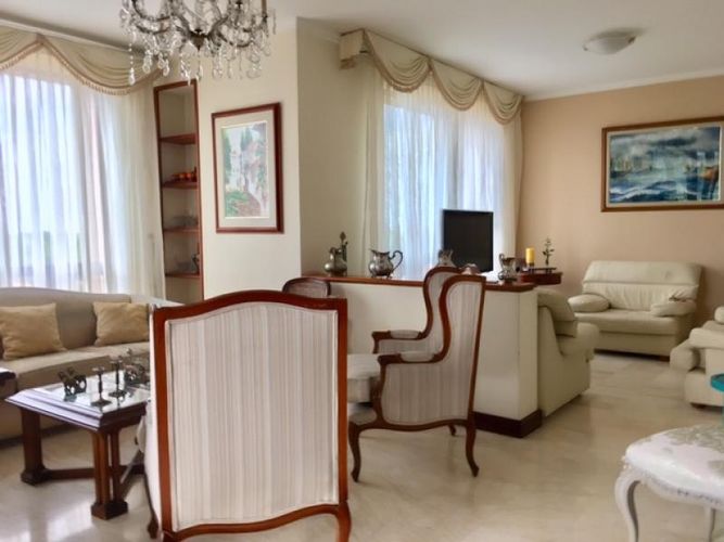 Apartamento de 3 alcobas en venta en Ciudad Jardin, Cali, 185 m² · foto 3 de 24