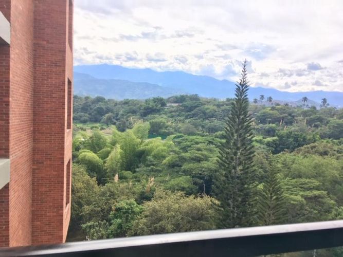 Apartamento de 3 alcobas en venta en Ciudad Jardin, Cali, 185 m² · foto 5 de 24