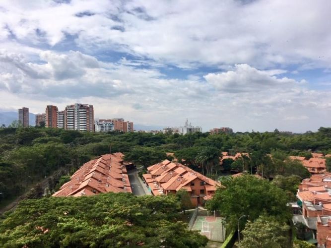 Apartamento de 3 alcobas en venta en Ciudad Jardin, Cali, 185 m² · foto 6 de 24