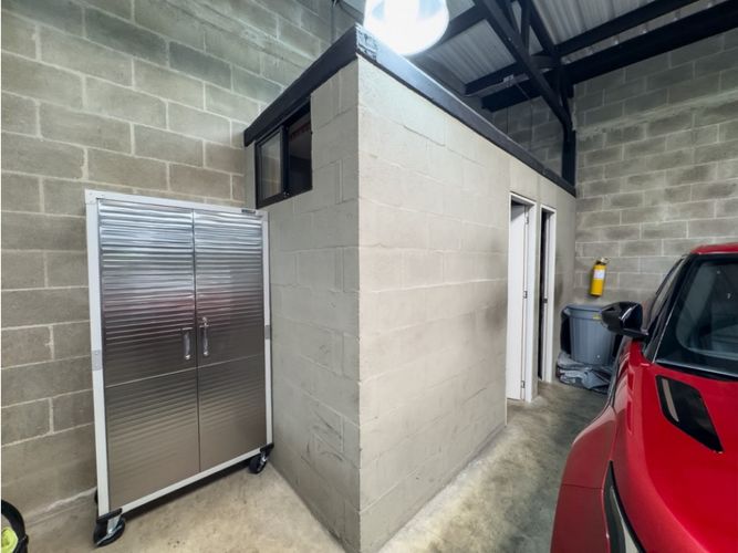 Bodega en venta en Campo Amor, Medellín, 611 m² · foto 6 de 24