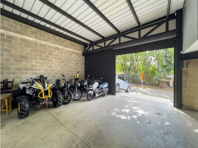 Bodega en venta en Campo Amor, Medellín, 611 m² · foto 15 de 24
