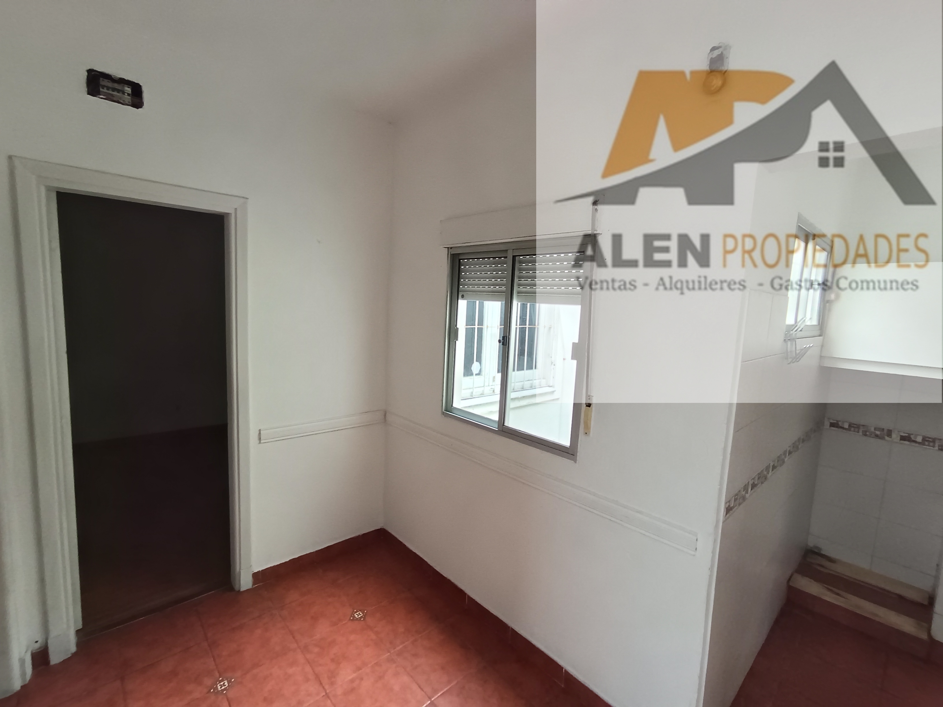Buen apartamento 2 dormitorios proximo a nuevo centro