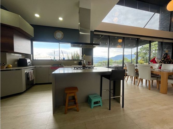 Casa de 4 alcobas en venta en La Culebra, La Estrella, 400 m² · foto 3 de 17