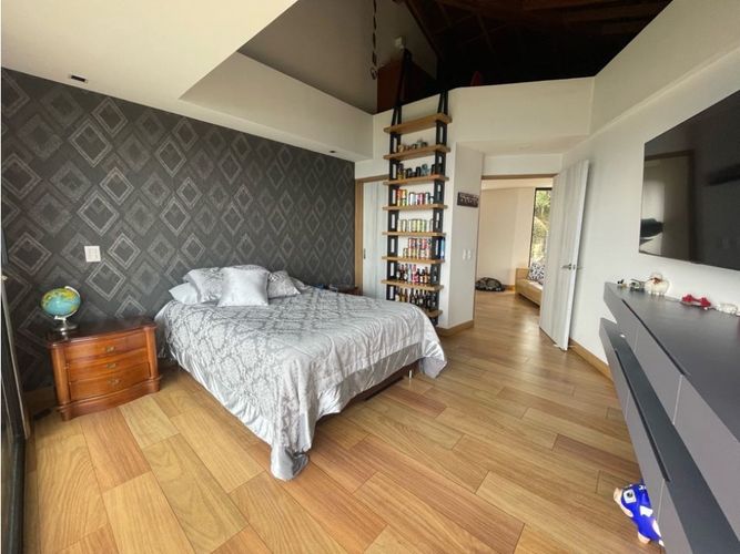 Casa de 4 alcobas en venta en La Culebra, La Estrella, 400 m² · foto 12 de 17