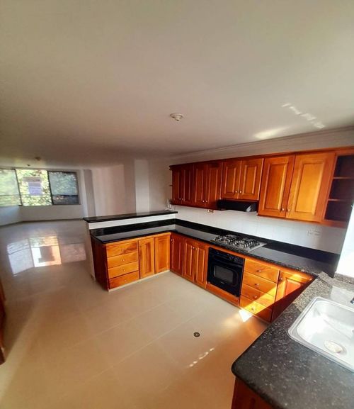 Apartamento de 3 alcobas en arriendo en Las Acacias, Medellín, 110 m² · foto 4 de 20