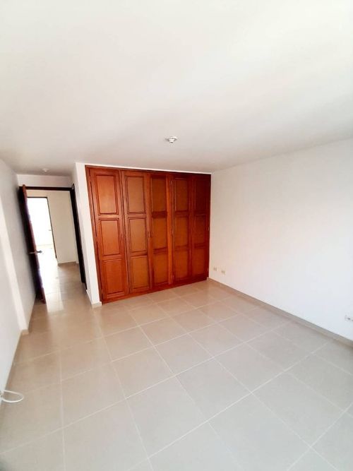 Apartamento de 3 alcobas en arriendo en Las Acacias, Medellín, 110 m² · foto 8 de 20