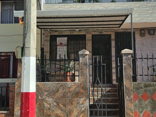 Casa en Arriendo en Carmelo, Bello