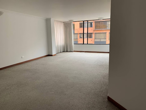 Apartamento en venta en Chico Norte, Bogotá · foto 2 de 24