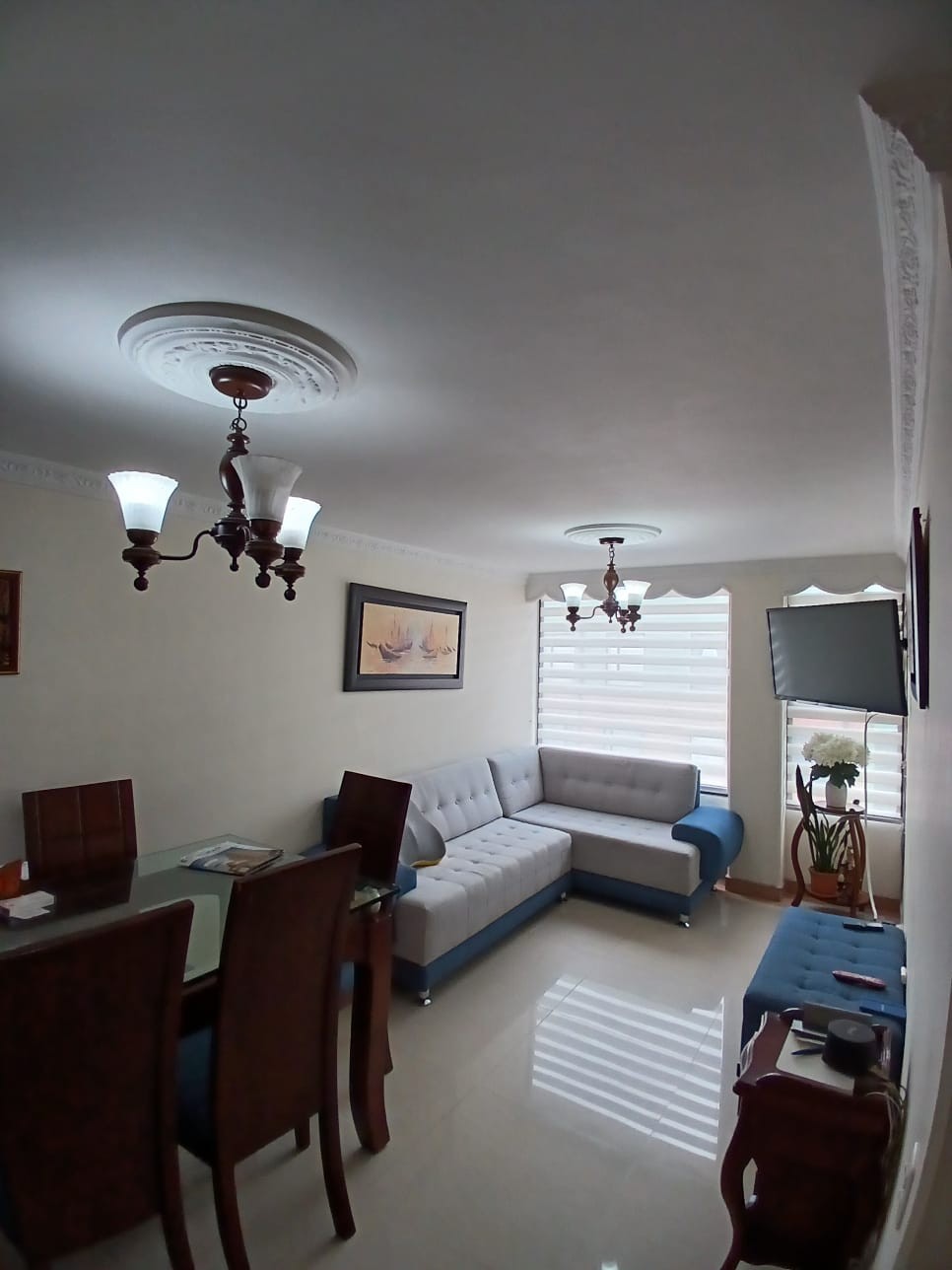 Apartamento en venta en Granada Norte, Bogotá · foto 3 de 24