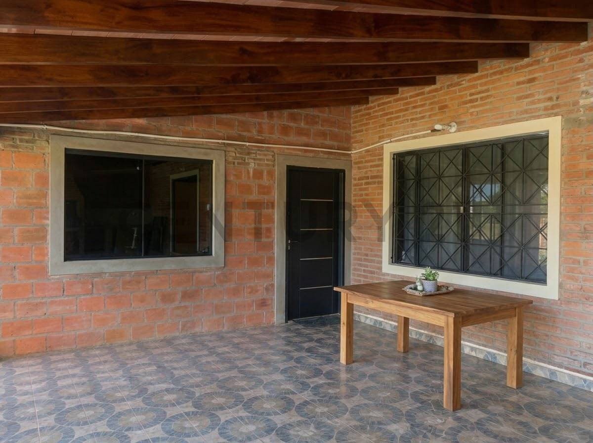 Venta de Casa en Luque, Central — foto 2