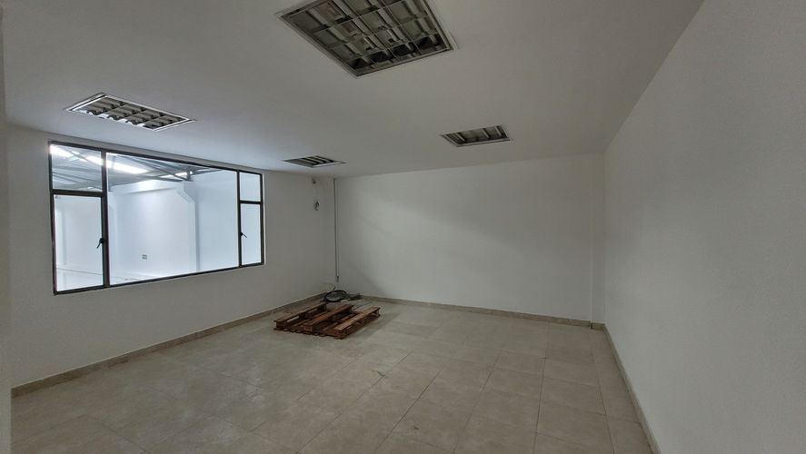 Bodega en arriendo en Ub El Trebol, Mosquera, 866 m² · foto 2 de 12