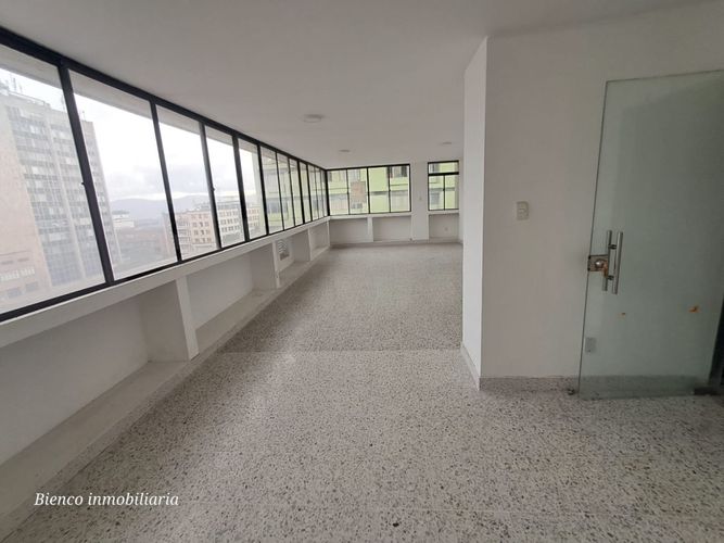 Oficina en arriendo en Centro, Bucaramanga, 53 m² · foto 4 de 9