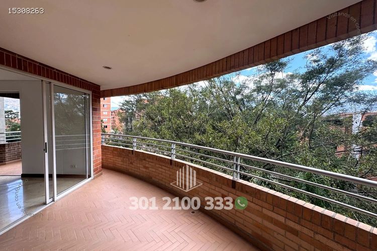 Apartamento de 3 alcobas en arriendo en Florida Nueva, Medellín, 168 m² · foto 9 de 24