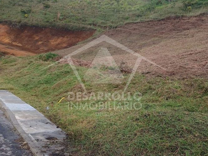 Lote en venta en Playa Rica-Rancheria, Rionegro, 2400 m² · foto 3 de 8