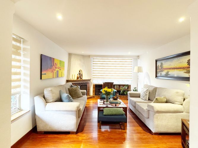 Casa de 3 alcobas en venta en Estrella Del Norte, Bogotá, 179 m² · foto 7 de 24
