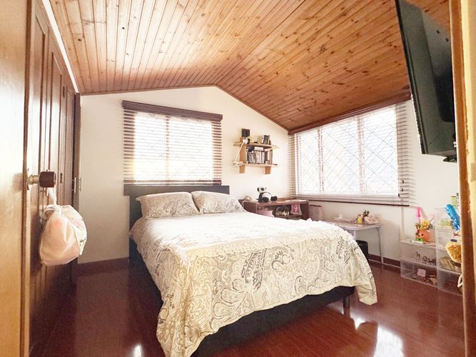 Casa de 3 alcobas en venta en Estrella Del Norte, Bogotá, 179 m² · foto 17 de 24