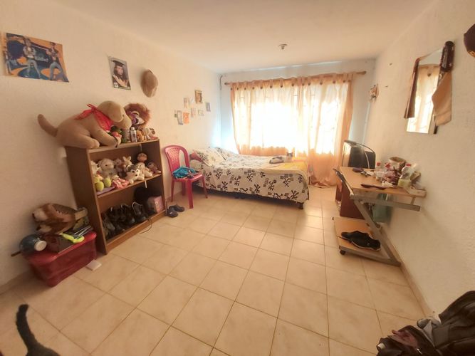 Casa de 5 alcobas en venta en Santa Catalina, Bogotá, 216 m² · foto 10 de 14