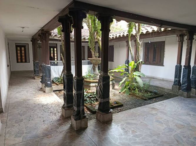 Casa de 9 alcobas en arriendo en Zuñiga, Envigado, 450 m² · foto 8 de 24
