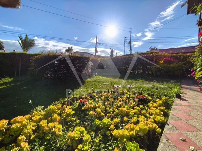 Casa de 4 alcobas en venta en Pablo Sexto, Marinilla, 1800 m² · foto 12 de 17