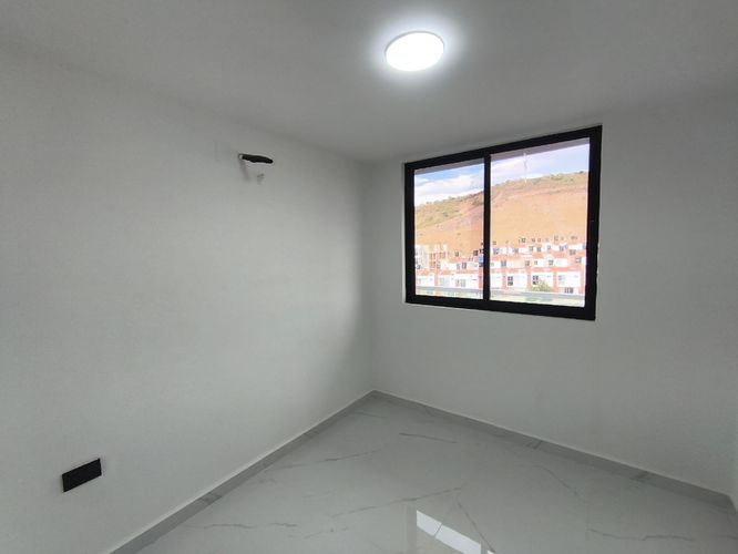 Apartamento de 4 alcobas en venta en La Floresta, Los Patios, 124 m² · foto 12 de 16