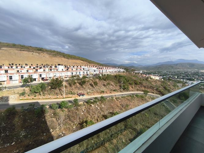 Apartamento de 4 alcobas en venta en La Floresta, Los Patios, 124 m² · foto 13 de 16