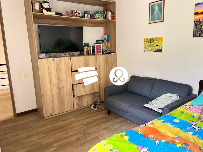 Casa de 5 alcobas en venta en El Porvenir, Rionegro, 1400 m² · foto 9 de 18