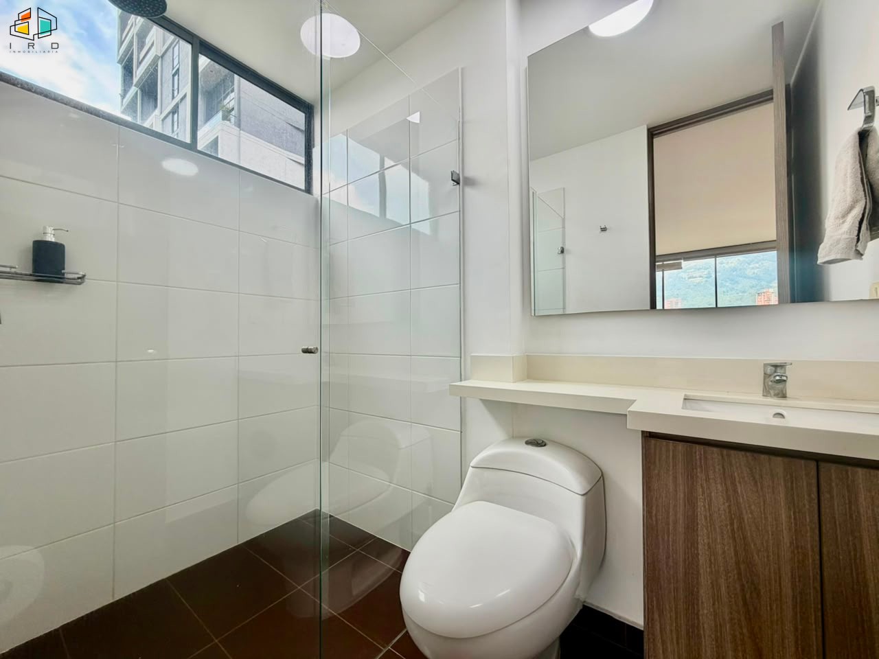 Apartamento en arriendo en El Poblado, Medellín · foto 21 de 24