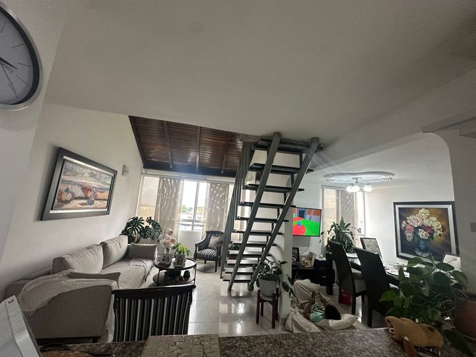 Apartamento de 3 alcobas en venta en Ciudadela Real De Minas, Bucaramanga, 108 m² · foto 4 de 16