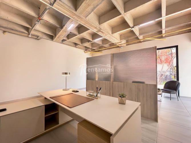 Local en venta en El Portal, Envigado, 58 m² · foto 2 de 20