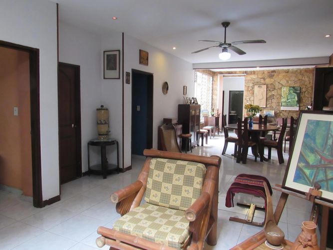 Casa de 5 alcobas en venta en La Flora, Cali, 261 m² · foto 2 de 24